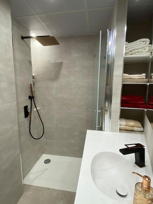 Acogedor Apartamento Con Acabados Primera Calidad Сарагоса Экстерьер фото